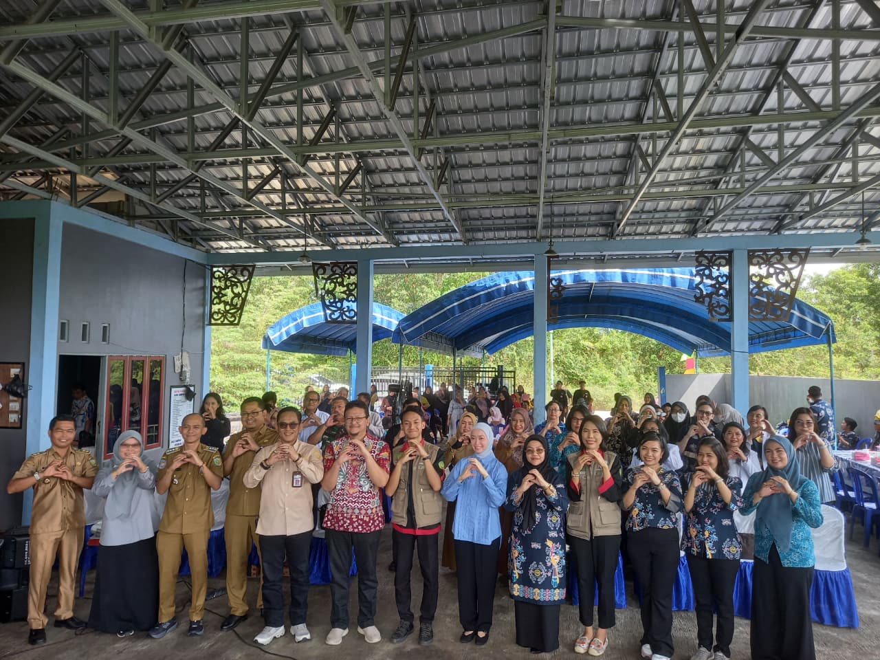 Mahasiswa Fakultas Kedokteran UPR dan TP-PKK Kota Palangka Raya