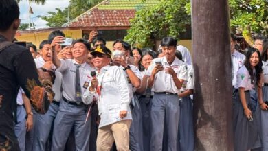 Gubernur Agustiar Tinjau Cek Kesehatan Gratis di SMAN 2 Palangka Raya