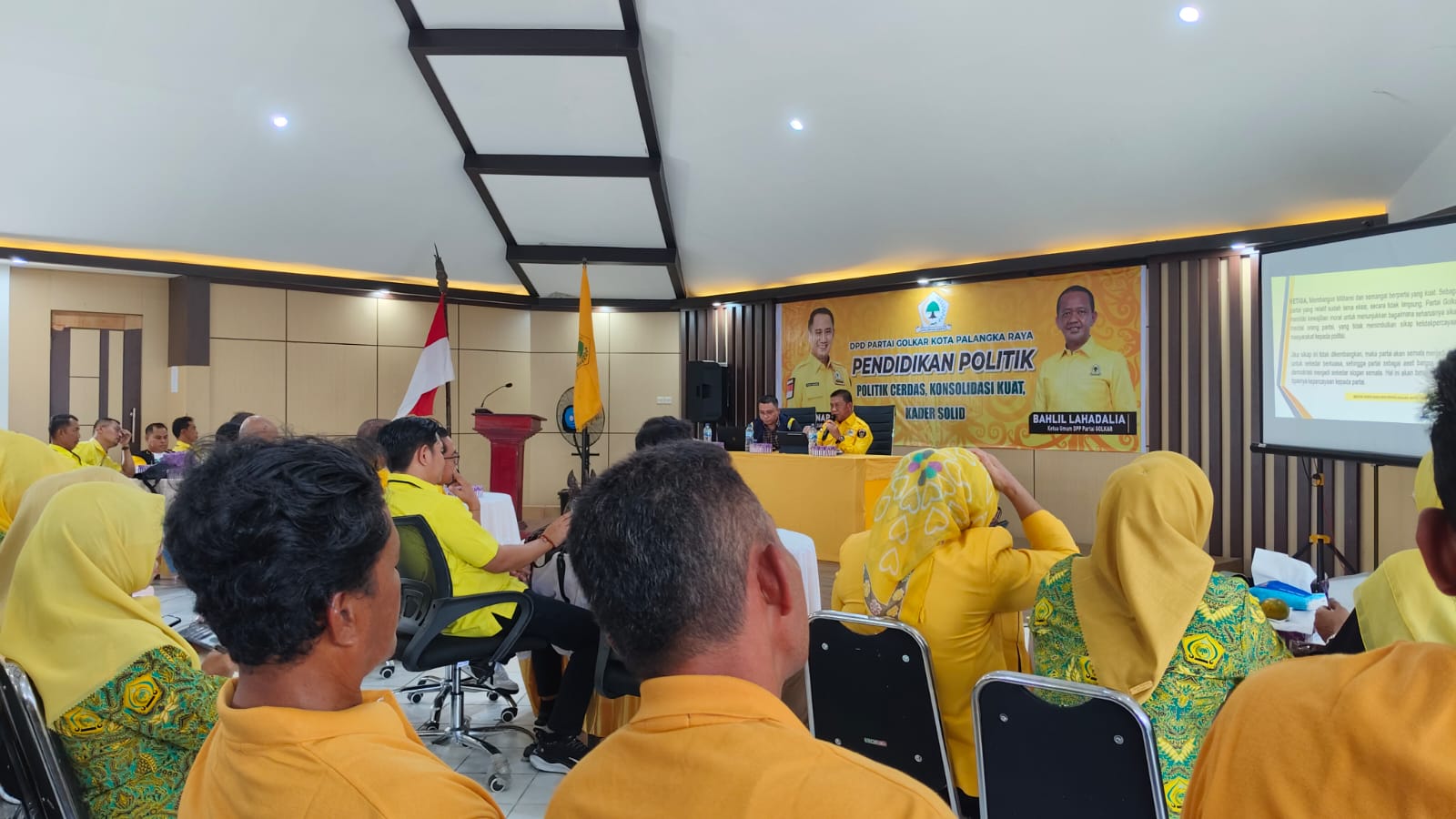 Suasana pendidikan politik DPD Golkar Palangka Raya