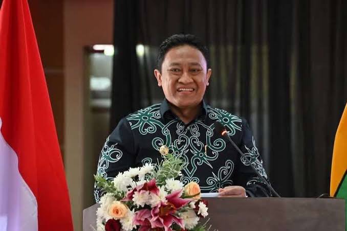 Wagub Kalteng, H. Edy Pratowo