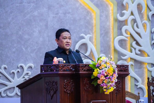 Wagub Kalteng, H. Edy Pratowo saat menyampaikan sambutan Gubernur