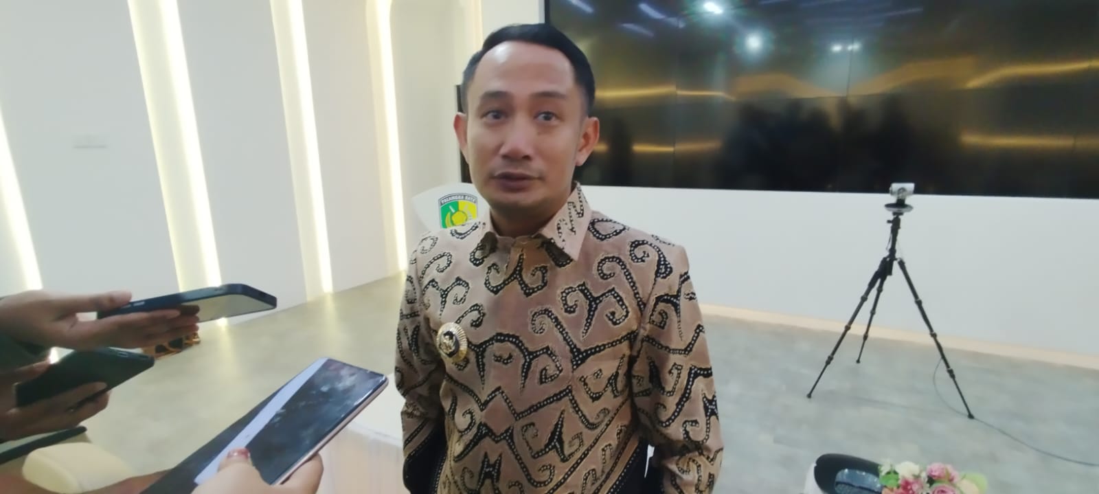 Wali Kota Palangka Raya Fairid Naparin