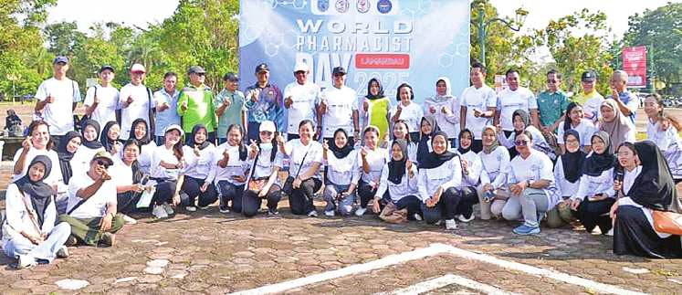 Momentum Menperkuat Peran Apoteker