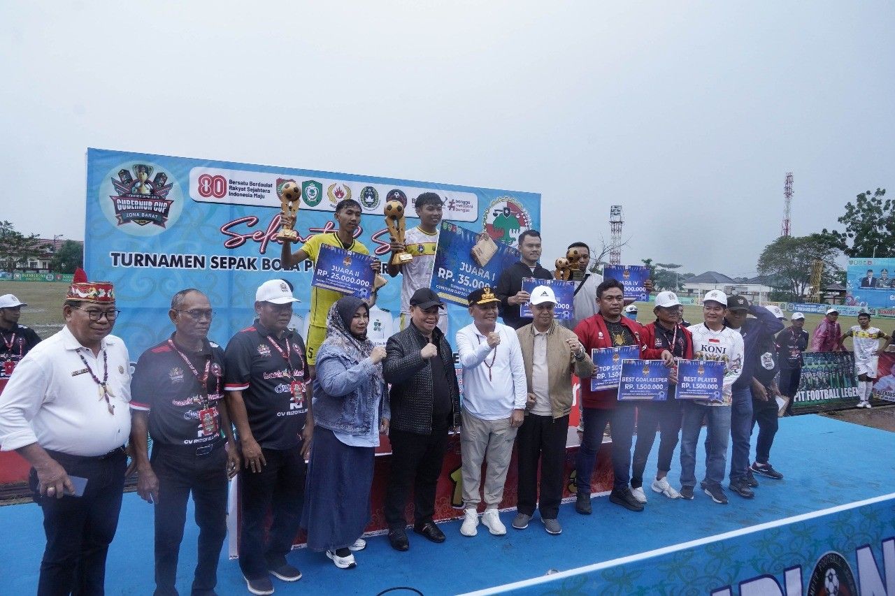 Gubernur Kalteng Tutup Gubernur Cup Zona Barat 2025 di Sampit