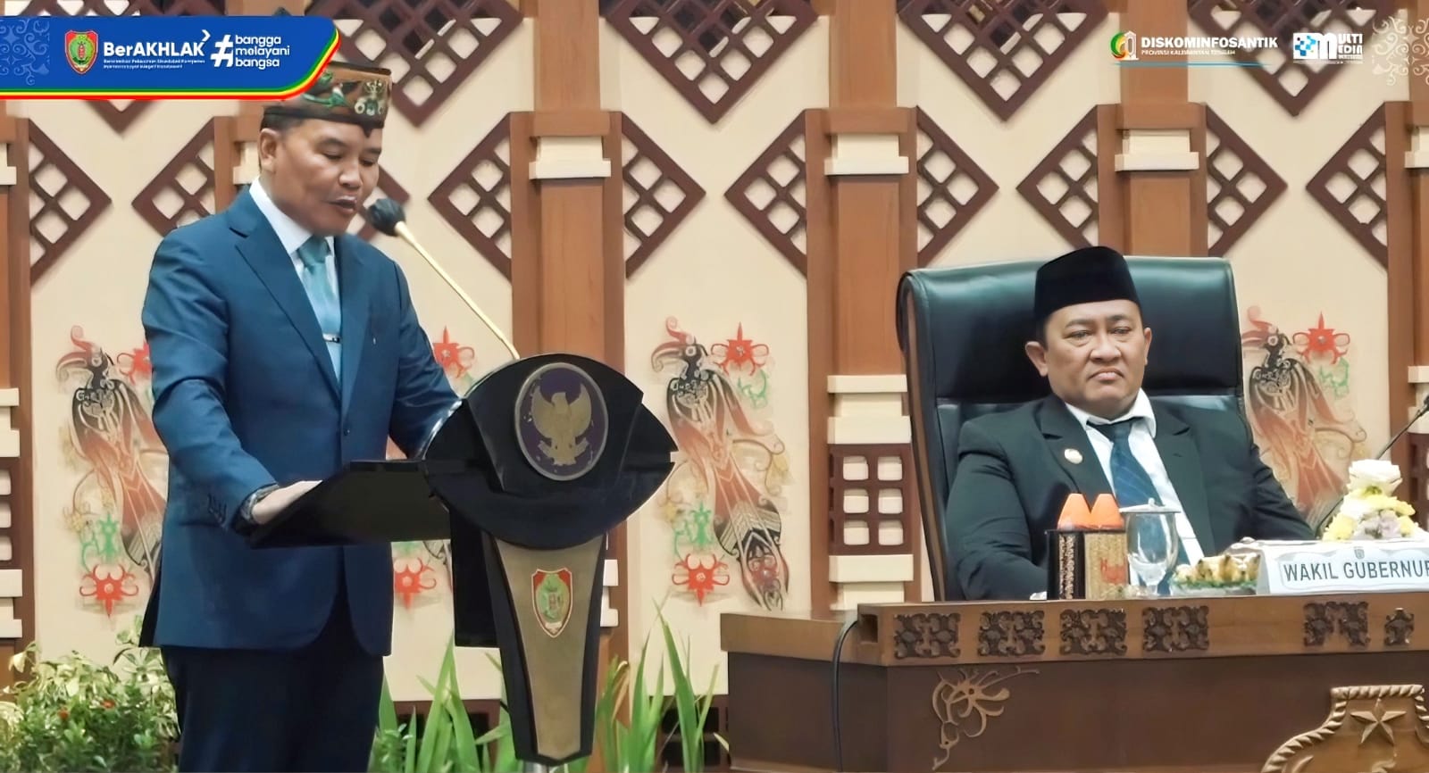 Wakil Gubernur Kalimantan Tengah, H. Edy Pratowo, S.Sos., M.M., saat mendampingi Gubernur diacara pelantikan H. Shalahuddin dan Felix Sonadie Y. Tingan sebagai Bupati dan Wakil Bupati Barito Utara periode 2025–2030