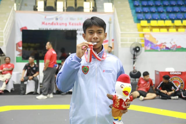 Atlet cabang olahraga Taekwondo Kalteng berhasil menyumbangkan medali perak pada hari pertama POPNAS XVII 2025 di Jakarta