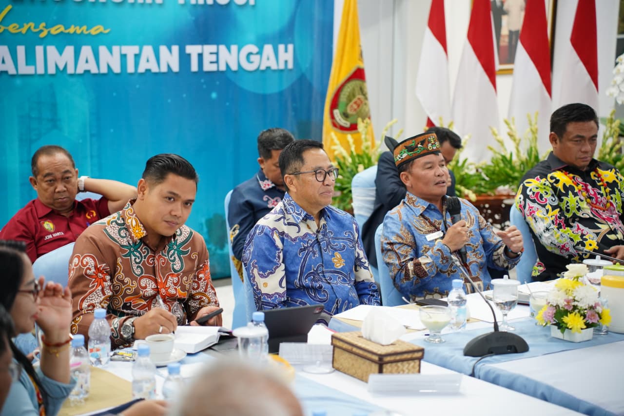 Gubernur Kalteng Matangkan Program Satu Rumah Satu Sarjana