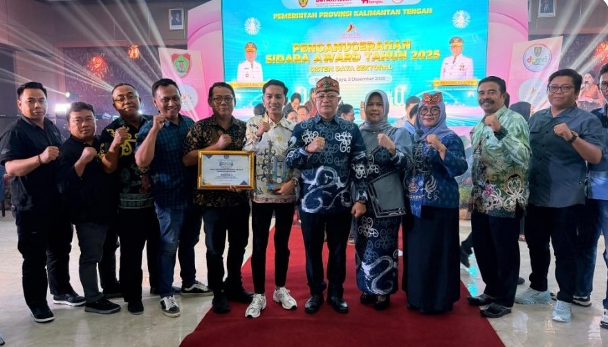 Dinas SOSPMD Kabupaten Barito Utara meraih prestasi Harapan II kategori Produsen Data Terbaik