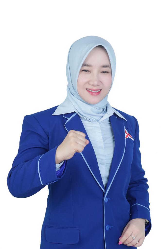 Legislator DPRD Murung Raya, Lita Nofriana