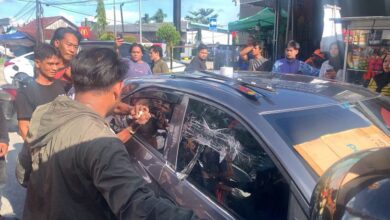 Pria Tanpa Identitas Ditemukan Tewas Dalam Mobil Terparkir di Yos Sudaroso