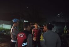 Petugas kepolisian ketika merespons laporan warga