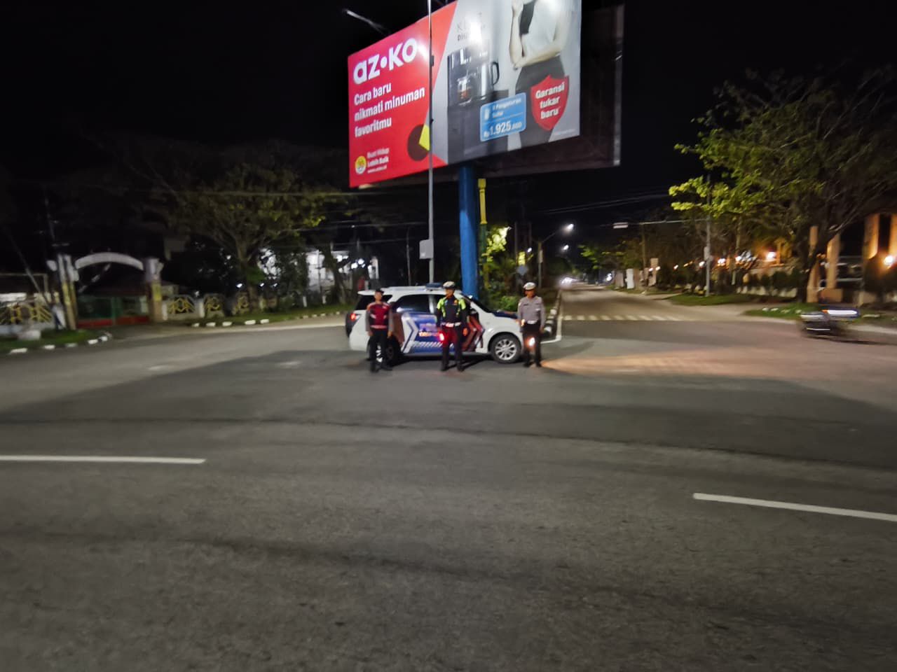 Personel kepolisian menggelar patroli malam di sejumlah kawasan rawan di Kota Palangka Raya