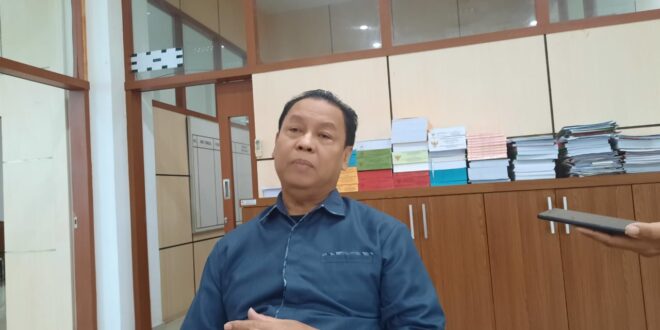 Anggota DPRD Provinsi Kalimantan Tengah dari Daerah Pemilihan (Dapil) III meliputi Kabupaten Kotawaringin Barat, Lamandau, dan Sukamara, Sugiyarto