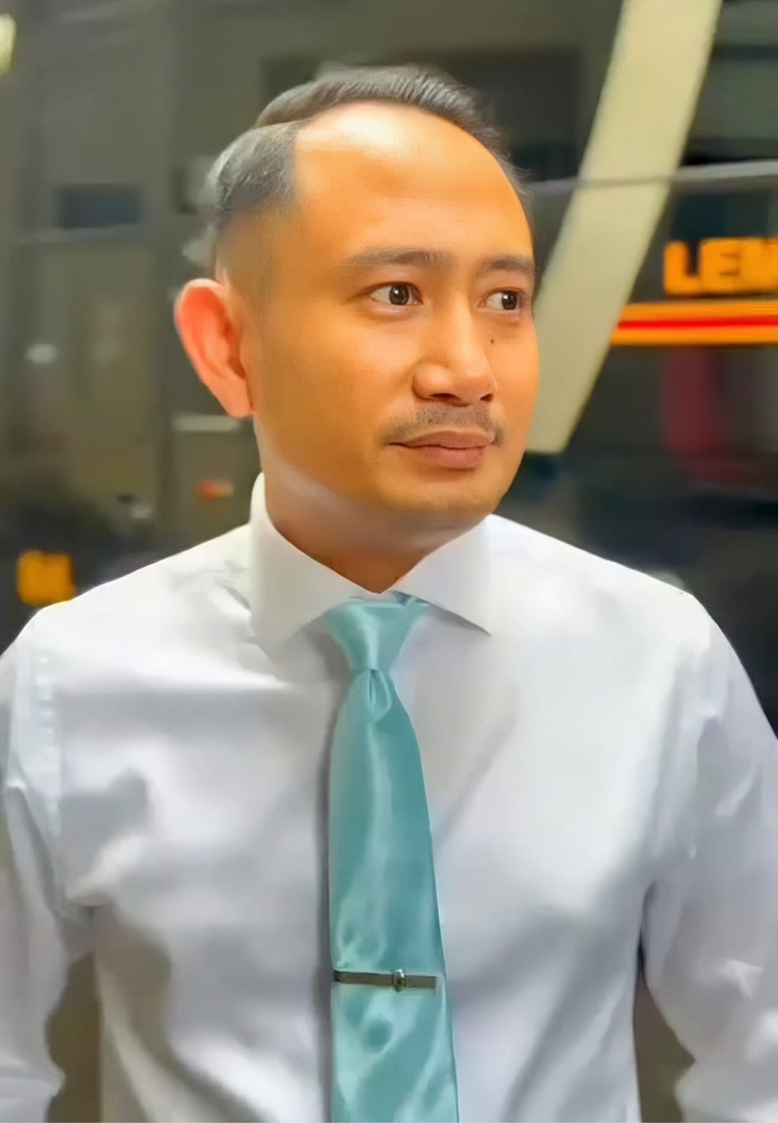 Wali Kota Palangka Raya, Fairid Naparin, SE