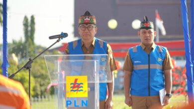 Plt Sekda Kalteng Buka Bakti Karya PDKB PLN UID Kalselteng 2026 di Bundaran Besar