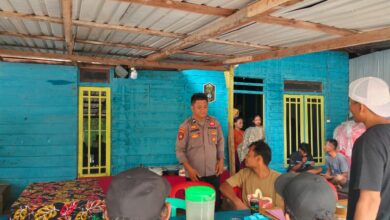 Bhabinkamtibmas Pager mengawal proses pemilihan Ketua RT setempat