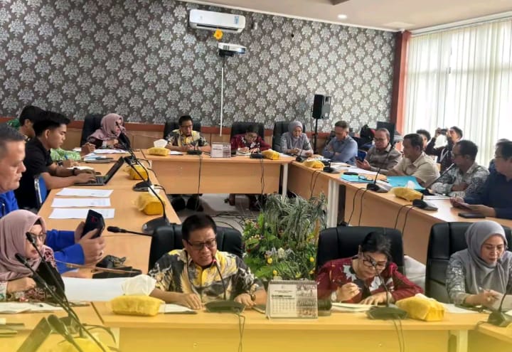 DPRD Kota Palangka Raya, saat Audiensi bersama Paguyuban Pedagang Kuliner Tunggal Sangomang.