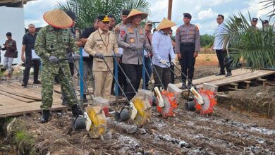 Gubernur H. Agustiar Sabran saat mengikuti kegiatan Tanam Raya Serentak Kuartal I Tahun 2026