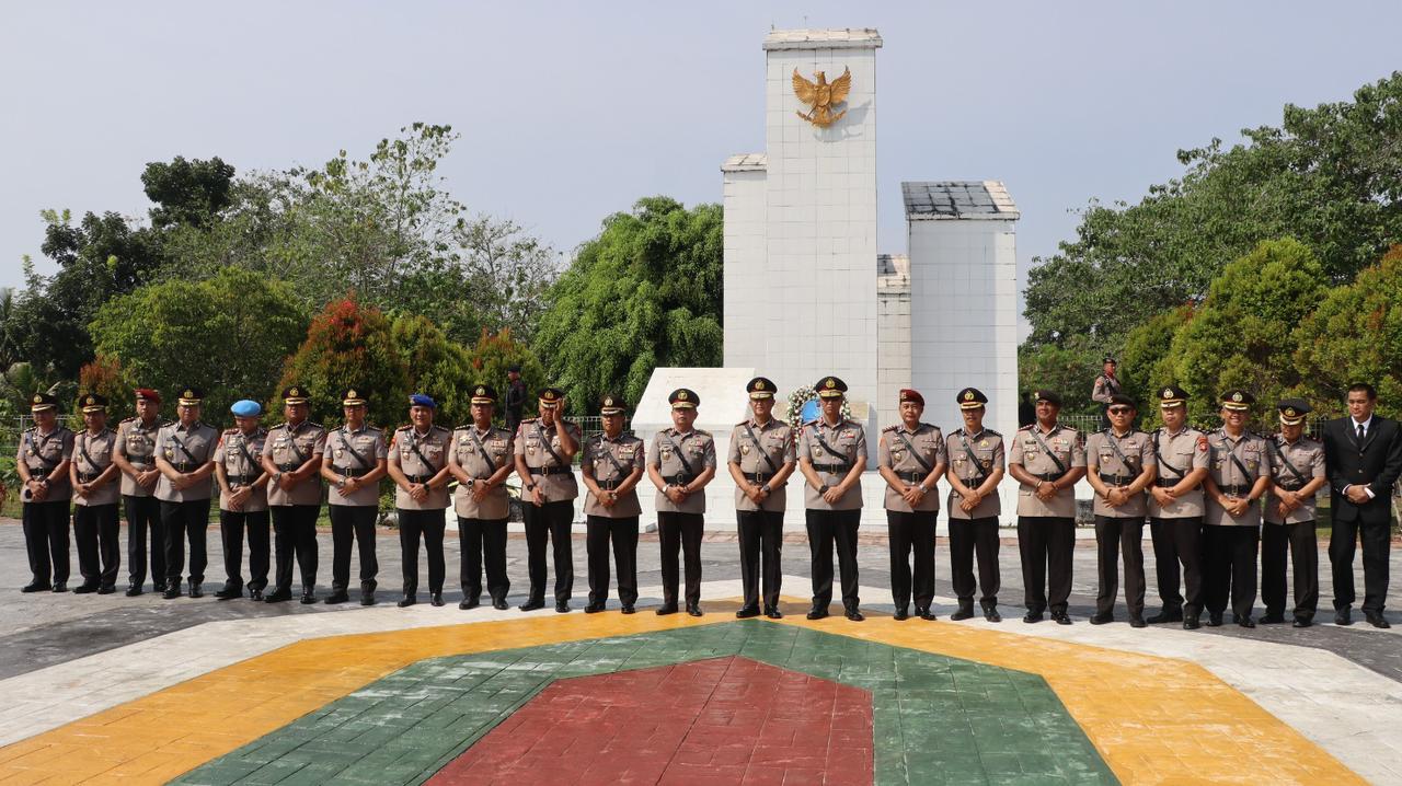 Polresta Palangka Raya ziarah ke TMP Sanaman Lampang