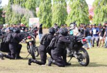 Simulasi Sistem Pengamanan Kota (Sispamkota) di Lapangan Ditsamapta Polda Kalteng
