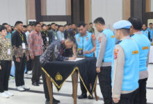 Kegiatan pengambilan sumpah dan penandatanganan Pakta Integritas penerimaan terpadu anggota Polri Tahun Anggaran 2026