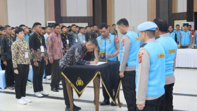Kegiatan pengambilan sumpah dan penandatanganan Pakta Integritas penerimaan terpadu anggota Polri Tahun Anggaran 2026