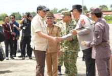 Kedatangan Menteri Pertahanan RI, Sjafrie Sjamsoeddin, bersama rombongan Tim Satuan Tugas Penertiban Kawasan Hutan (Satgas PKH)