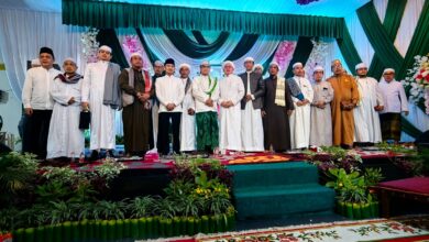 Ketua Umum Kadin Kalteng, H. Rahmat Nasution Hamka saat menghadiri Haul Akbar ke-220 ulama besar, Maulana Syekh Muhammad Arsyad Al Banjary