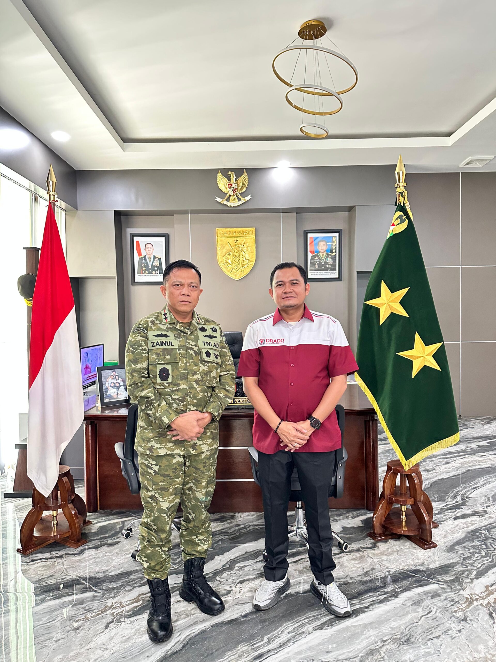 Ketua Pengprov Orado Kalteng bersama Pangdam XXII/TB, Mayjen TNI Zainul Arifin