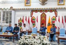 ‎Gubernur Kalteng, H. Agustiar Sabran saat memberikan arahan dalam agenda rutin jumpa pers