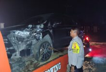 Personel piket SPKT Polsek Sabangau Polresta Palangka Raya