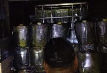 Puluhan jeriken berkapasitas 35 liter dan tangki plastik berkapasitas 1.000 liter yang ditemukan di lokasi kebakaran