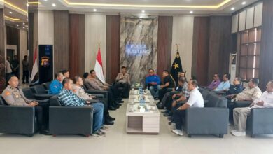 Suasana Audensi antara Kapolda Kalteng, Irjen Pol Iwan Kurniawan dengan jajaran para Ketua Serikat Buruh Kalteng