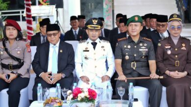 Ketua DPRD Kota Palangka Raya, Subandi menghadiri Peringatan Hari Otonomi Daerah (Otda) ke-30 Tahun 2026 di Halaman Kantor Wali Kota Palangka Raya