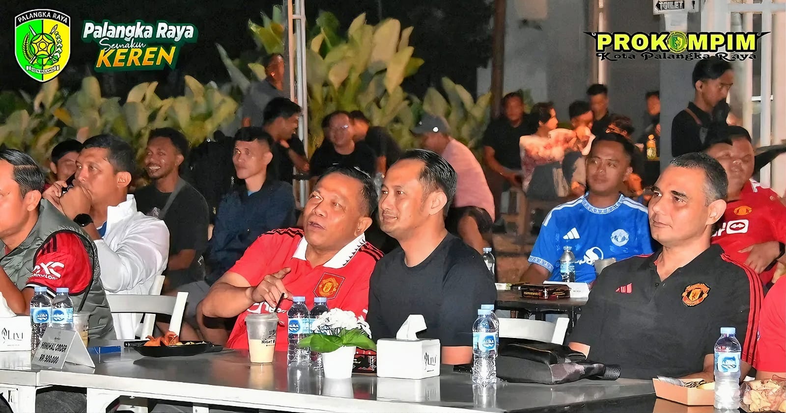 Wali Kota Palangka Raya Nobar Bola Bersama Pangdam, Dorong Sinergi Pemerintah dan TNI