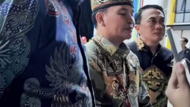 ‎Kapolda Kalteng, Irjen Pol. Iwan Kurniawan saat di wawancara awak setelah melaksanakan pengawasan di salah satu SPBU di Kota Palangka Raya bersama Gubernur