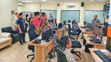 Komisi III DPRD Kalteng saat melaksanakan kunjungan kerja ke Kantor Badan Penanggulangan Bencana Daerah (BPBD) Daerah Istimewa Yogyakarta (DIY).