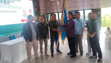 Prosesi pelantikan Hartoyo sebagai Ketua PWI Kabupaten Kapuas periode 2026-2029, dalam Kongres ke-X, yang di gelar di Aula Makodim 1011/KLK