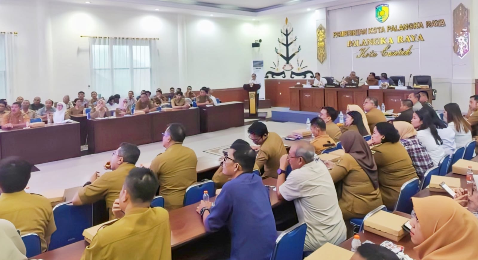 Suasana Rapat Koordinasi Tim Gugus Tugas Reforma Agraria (GTRA) di Aula Peteng Karuhei II Kantor Wali Kota Palangka Raya