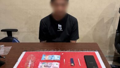 Tersangka tindak pidana narkotika yang berhasil diamankan petugas kepolisian