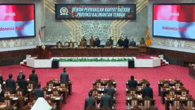Suasana Rapat Paripurna ke-4 Masa Persidangan II Tahun Sidang 2026 di ruang Rapat Paripurna DPRD Kalteng.