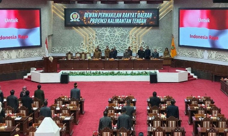 Suasana Rapat Paripurna ke-4 Masa Persidangan II Tahun Sidang 2026 di ruang Rapat Paripurna DPRD Kalteng.