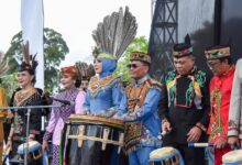 ‎Pangdam XXII/TB, Mayjen TNI Zainul Arifin saat turut membuka acara Festival Budaya Isen Mulang (FBIM) 2026 di Kota Palangka Raya