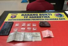 Tersangka K (34) usai berhasil diringkus aparat kepolisian