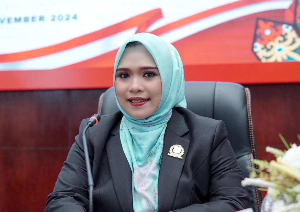 Wakil Ketua I DPRD Murung Raya, Dina Maulidah
