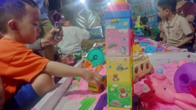 ‎Suasana wahana permainan anak pada pagelaran KALTENG EXPO ramai pengunjung