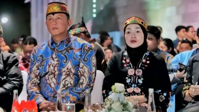 Wakil Ketua I DPRD Provinsi Kalimantan Tengah, Riska Agustin(kanan) saat menghadiri HBN