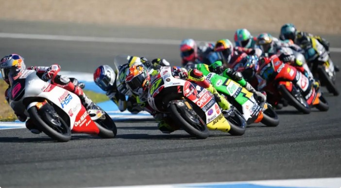 Performa Meningkat Drastis! Veda Ega Pratama Bawa Modal Mental Baja ke Moto3 Italia 2026