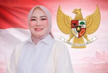 Lurah Panarung, Evi Kahayanti