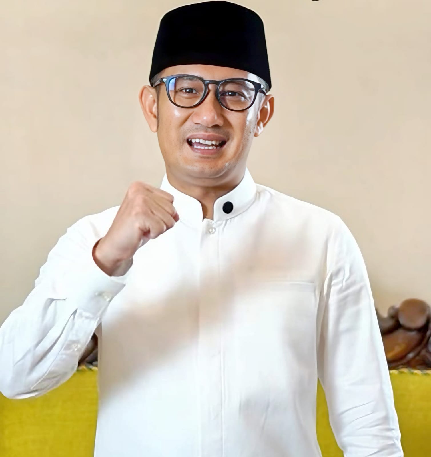 Wali Kota Palangka Raya, Fairid Naparin.